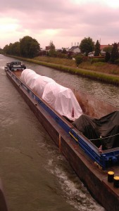 Atommuell Schiff kommt an Atommuell Schiff kommt an